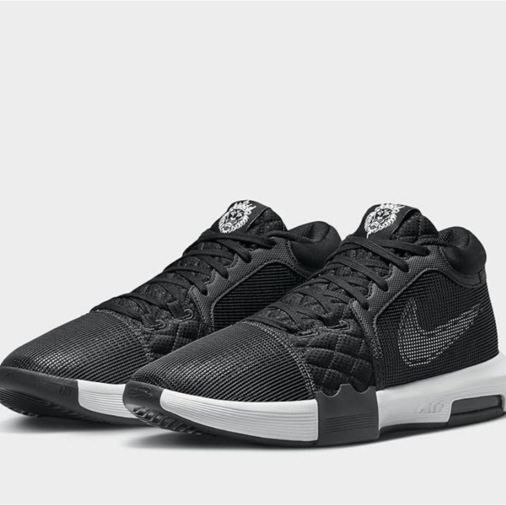 Nike LeBron Witness VIII TB Basketball Shoes